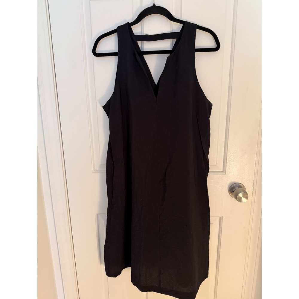 Banana Republic Black V-Neck Cutout Back Sleeveless Shift Dress Large